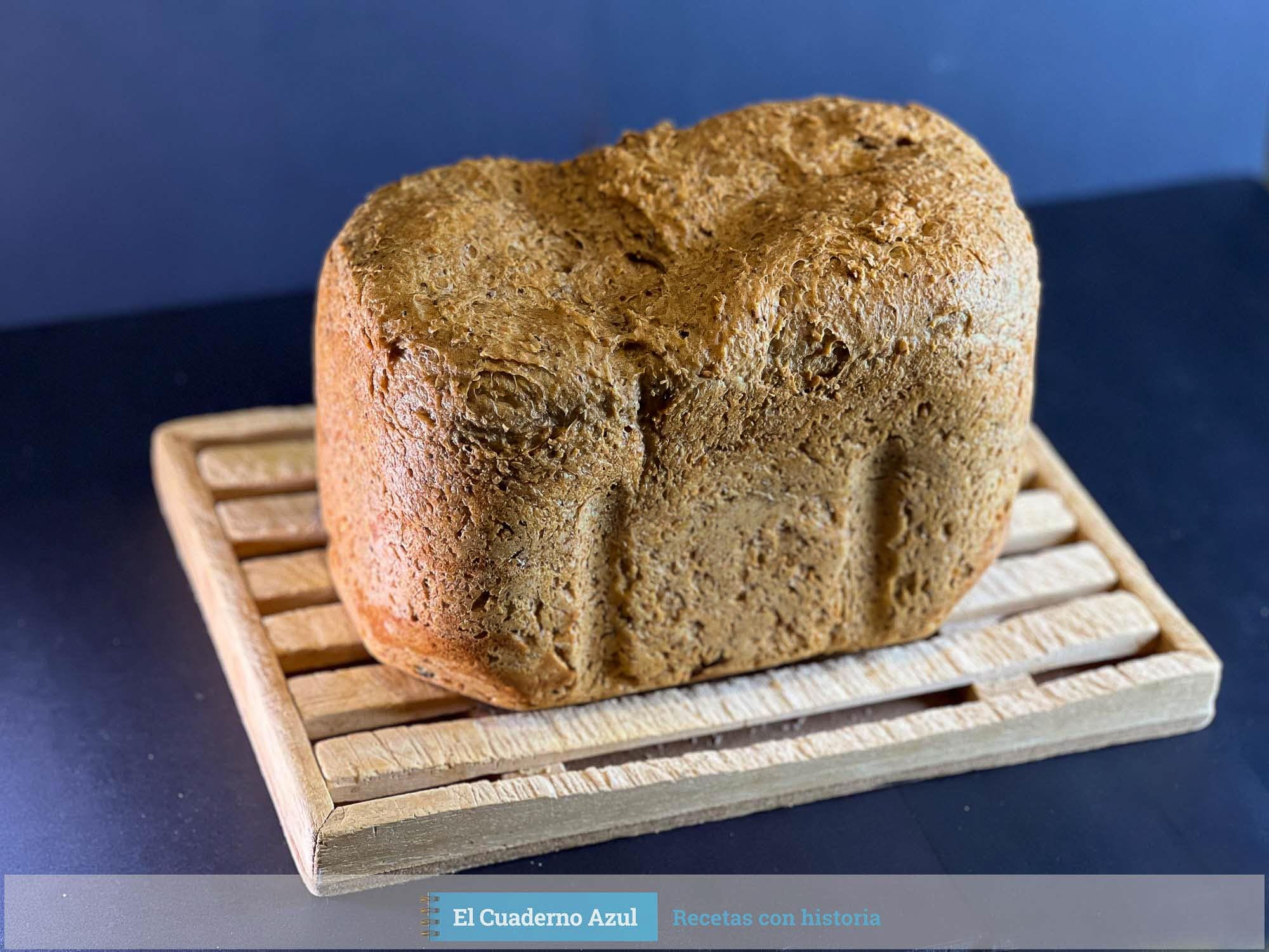 Pan de salvado y semillas panificadora Plus