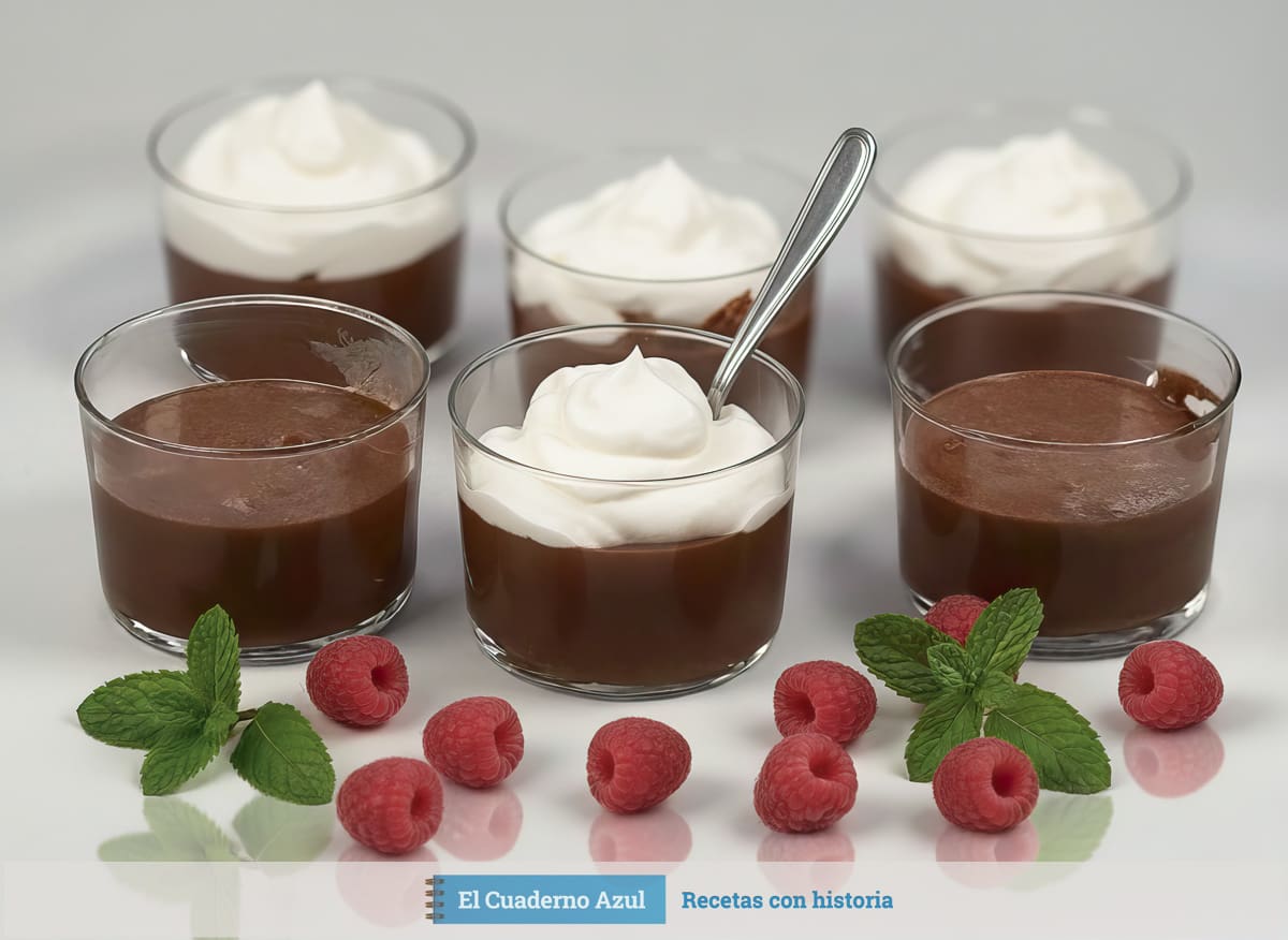 Mousse de chocolate en vasitos
